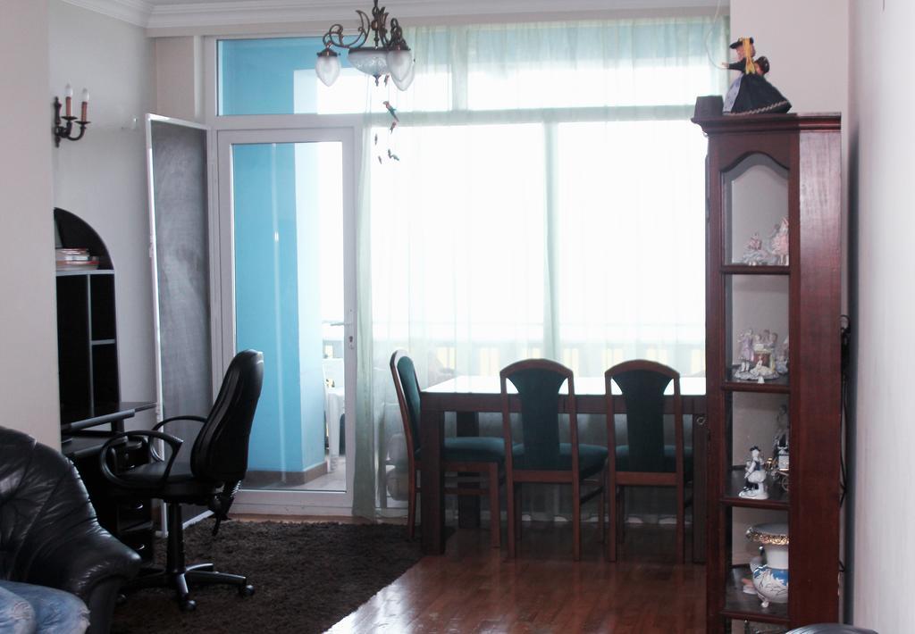 Apartment Rustaveli 57 Batumi Exterior photo